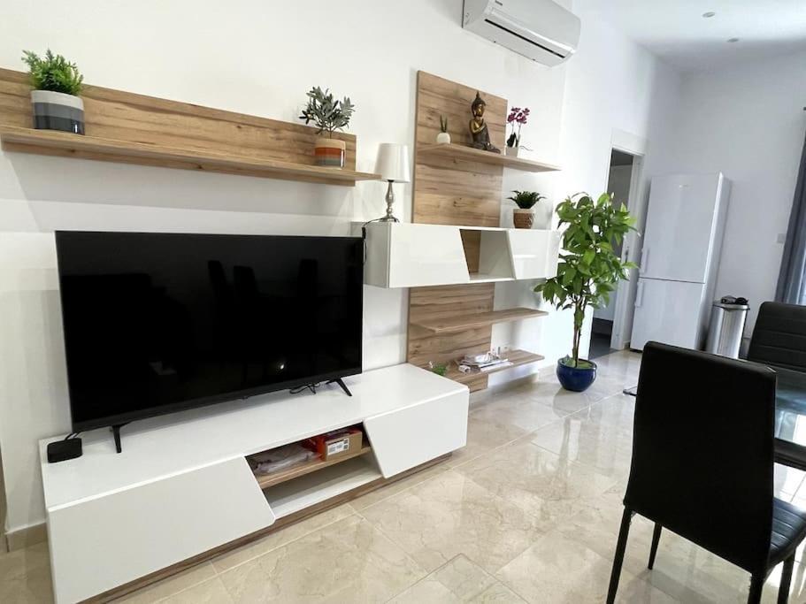 Brand New Appartement Of Two Bedrooms In Sliema Extérieur photo
