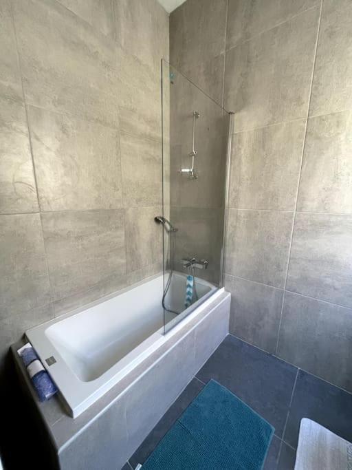 Brand New Appartement Of Two Bedrooms In Sliema Extérieur photo